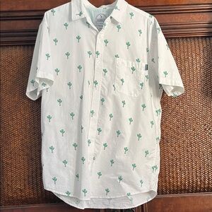 Casual White Short-Sleeve Button-Up Shirt with Green Cactus Print